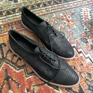 Vince Camuto- black suede snakeskin pattern, lace up Oxford dress shoes.
